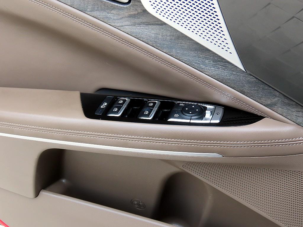 Kia K8 — photo 11