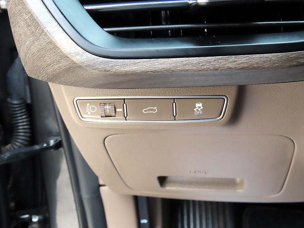 Kia K8 — photo 12