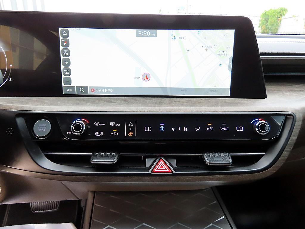 Kia K8 — photo 13