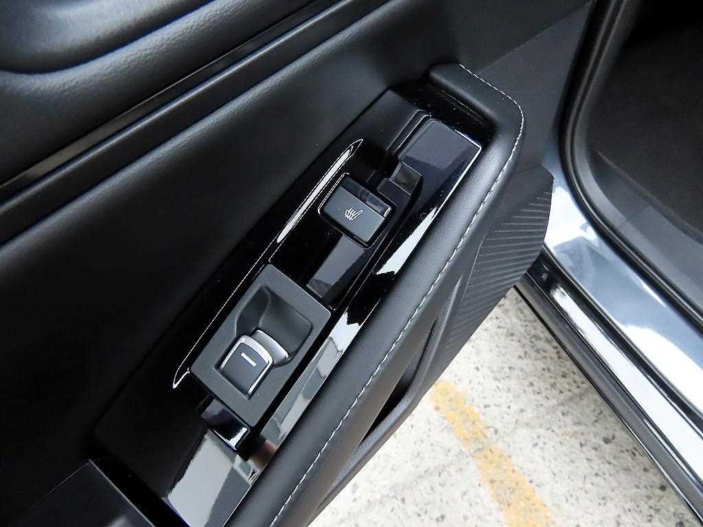 Honda Accord — photo 16