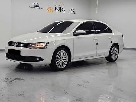 Volkswagen Jetta — photo 01