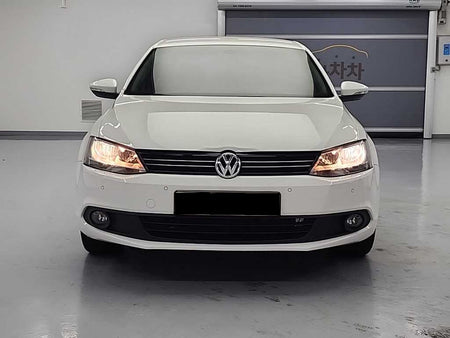 Volkswagen Jetta — photo 02