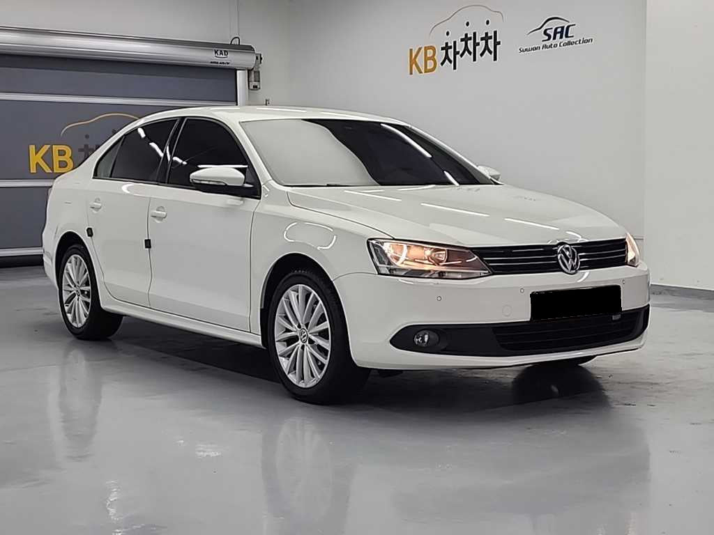 Volkswagen Jetta — photo 04