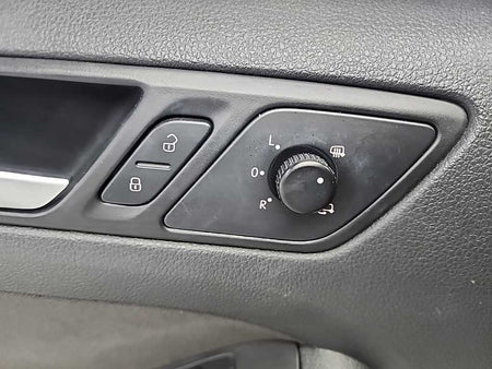 Volkswagen Jetta — photo 15