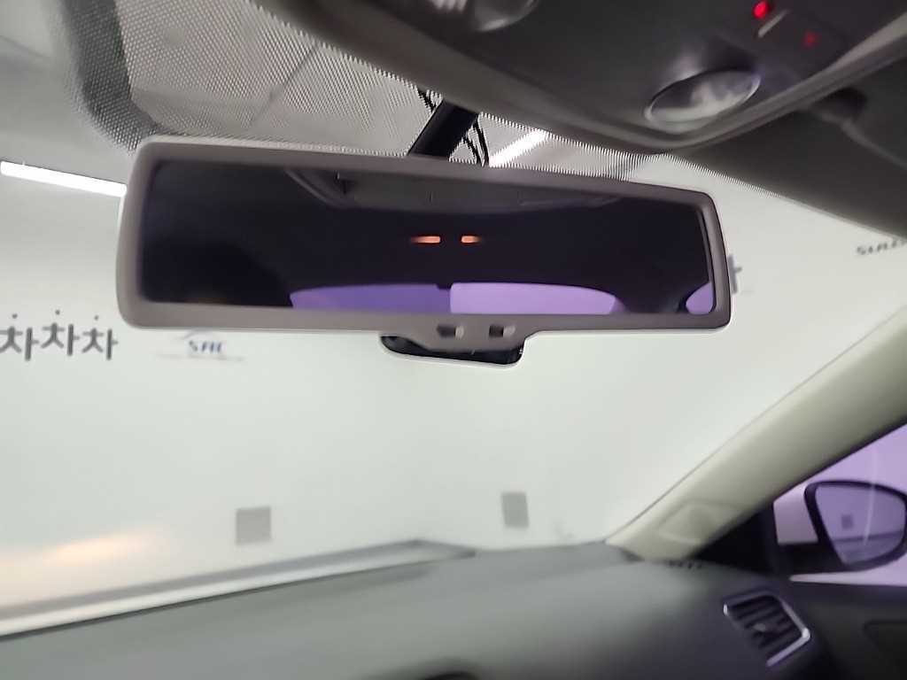 Volkswagen Jetta — photo 17