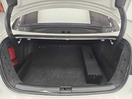 Volkswagen Jetta — photo 18