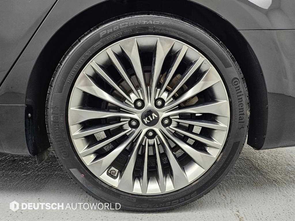 Kia K7 — photo 05