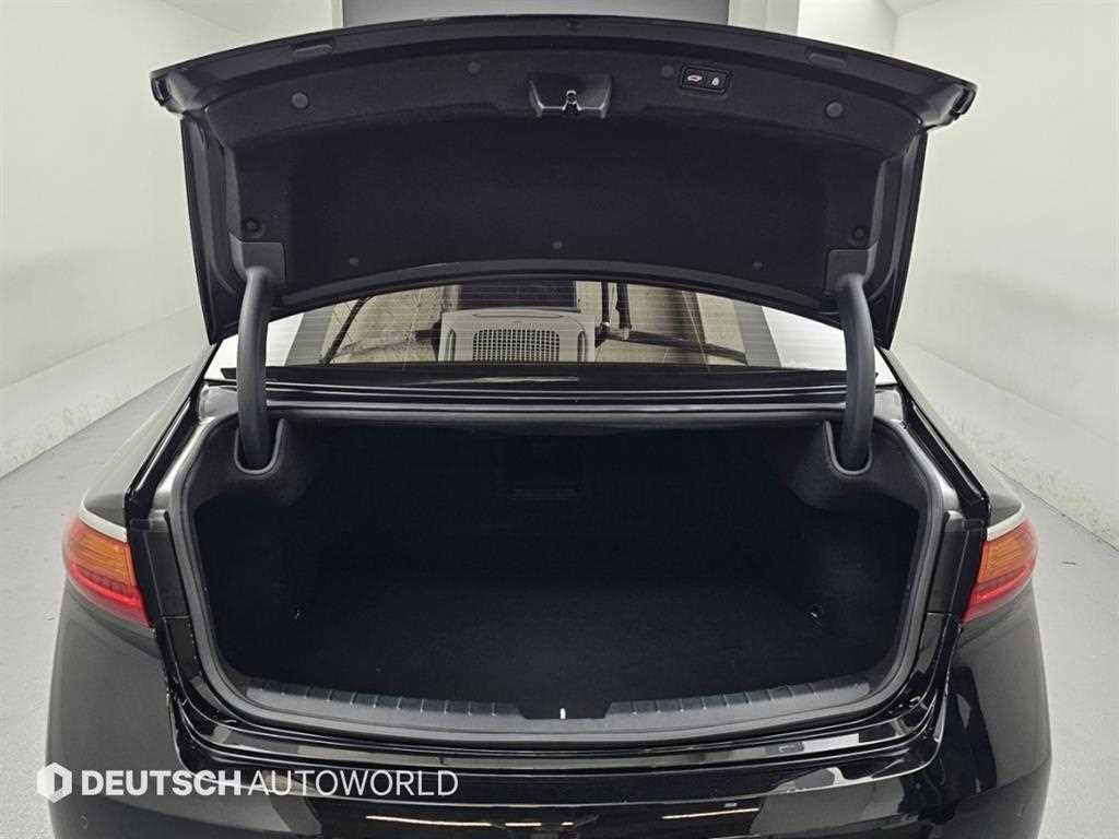 Kia K7 — photo 19