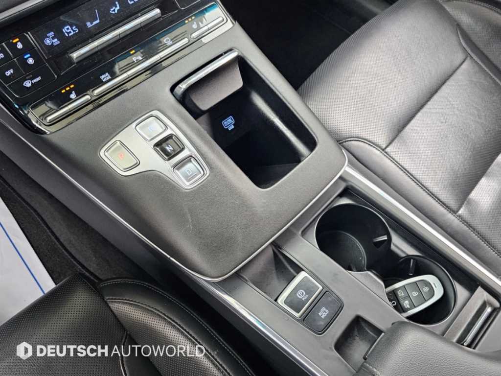 Hyundai Grandeur — photo 12