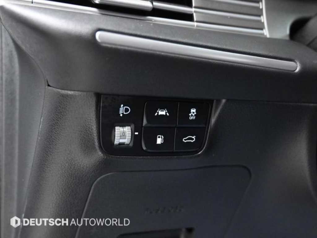 Hyundai Grandeur — photo 13