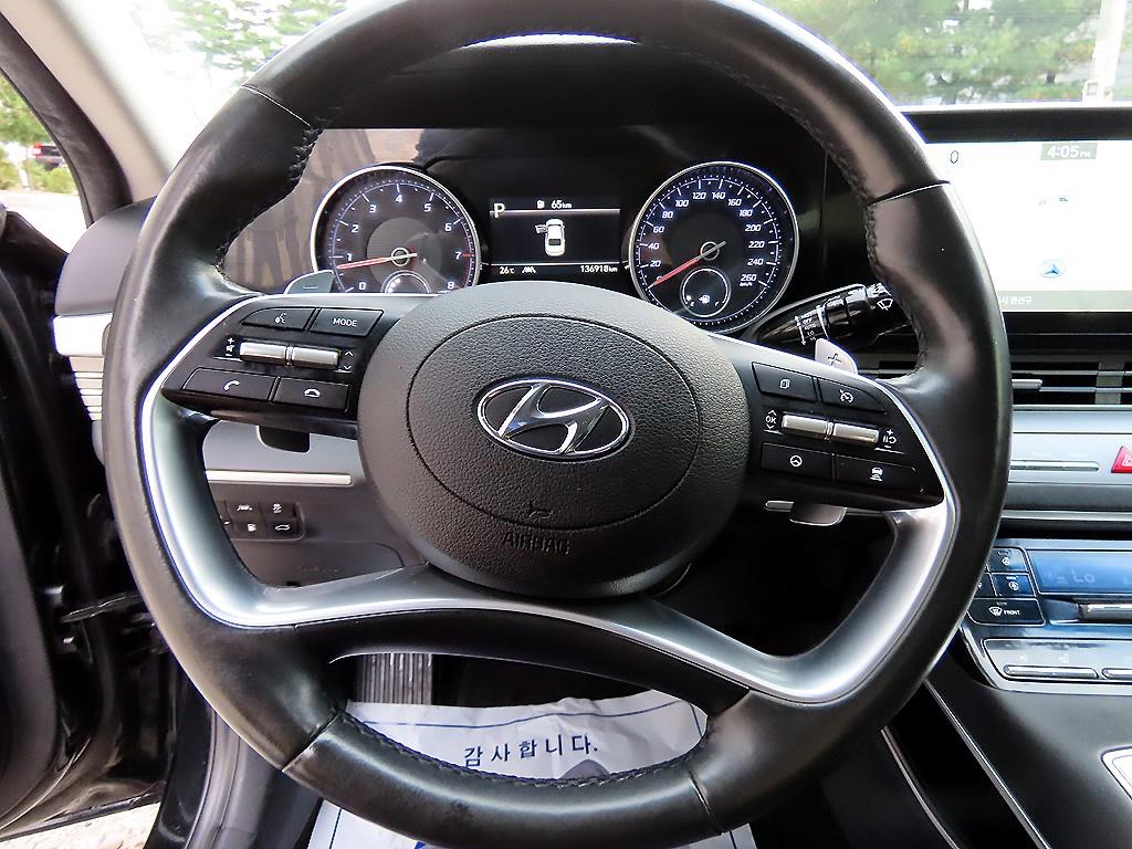 Hyundai Grandeur — photo 08
