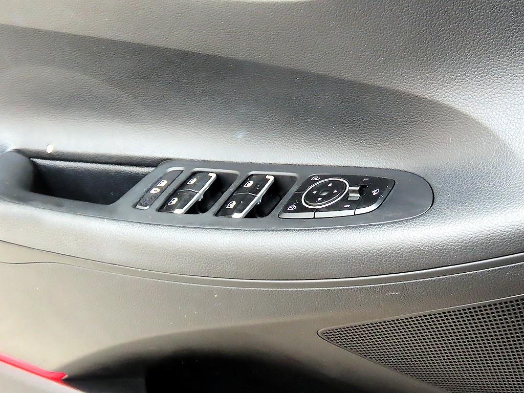 Hyundai Grandeur — photo 11