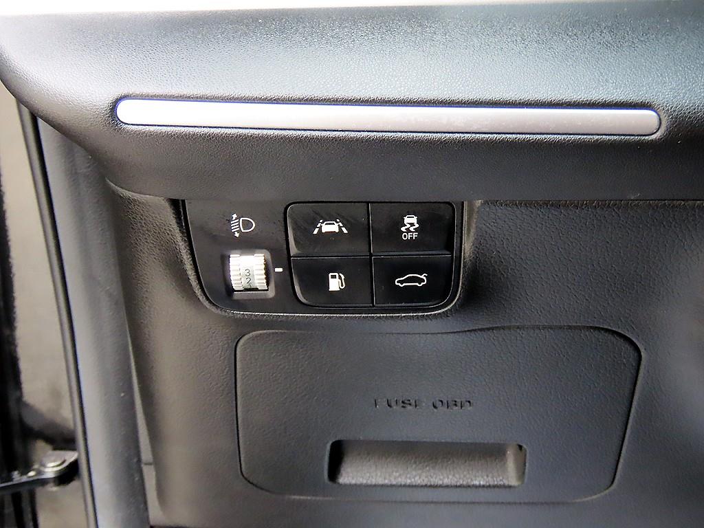 Hyundai Grandeur — photo 12