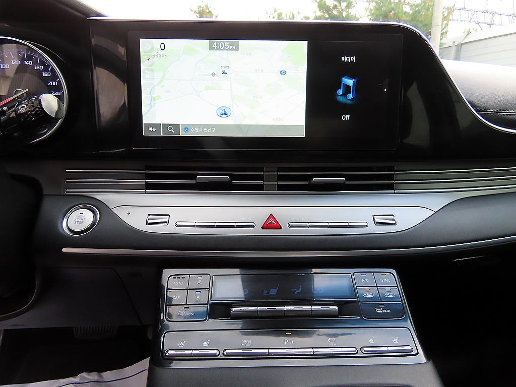 Hyundai Grandeur — photo 13