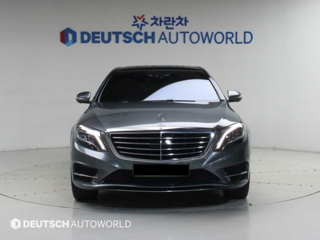 Mercedes-Benz S-Class — photo 02