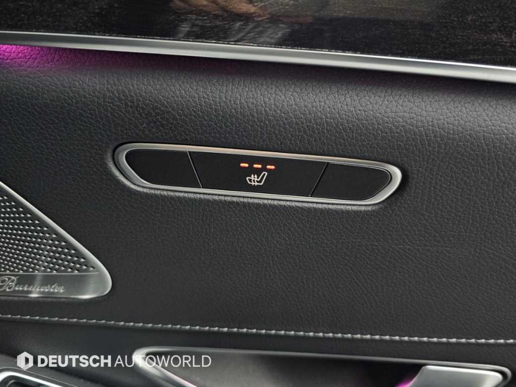 Mercedes-Benz S-Class — photo 16