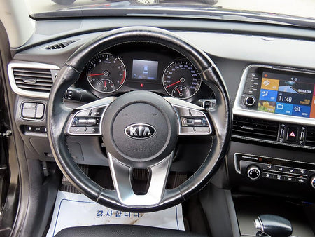 Kia K5 — photo 08