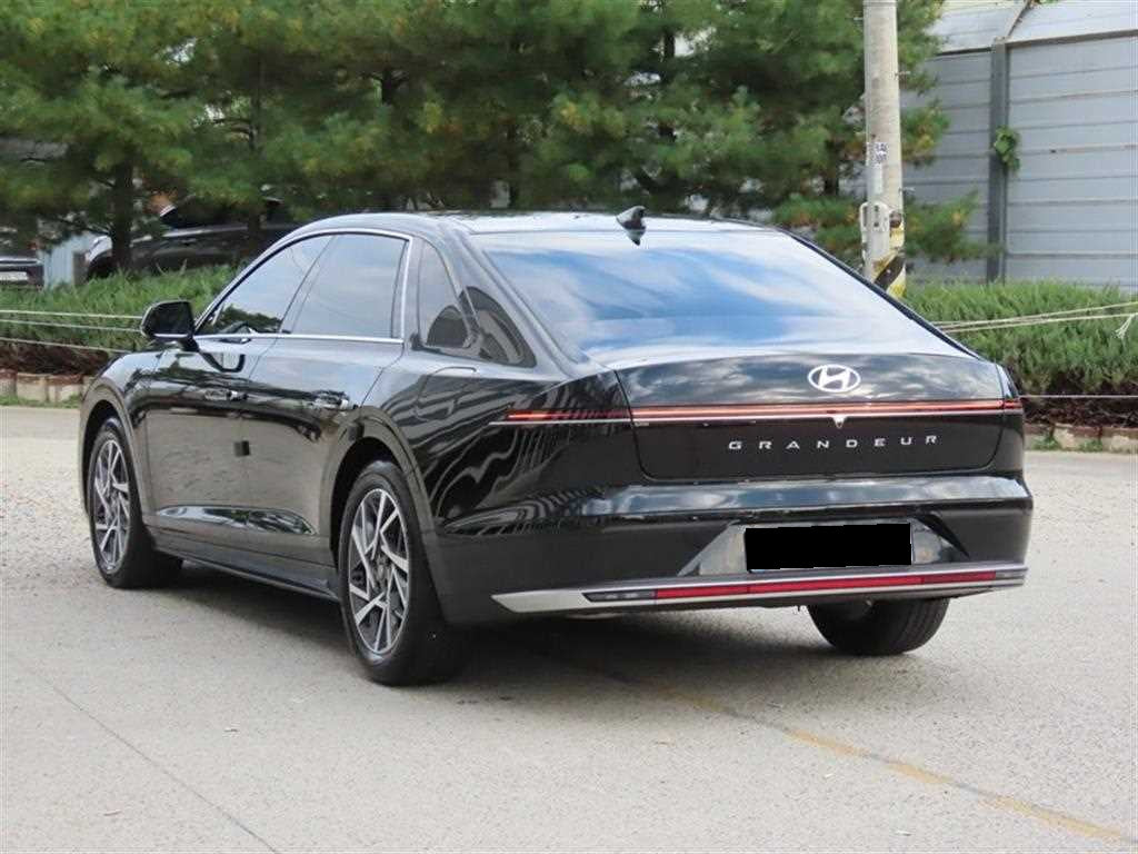Hyundai Grandeur — photo 03