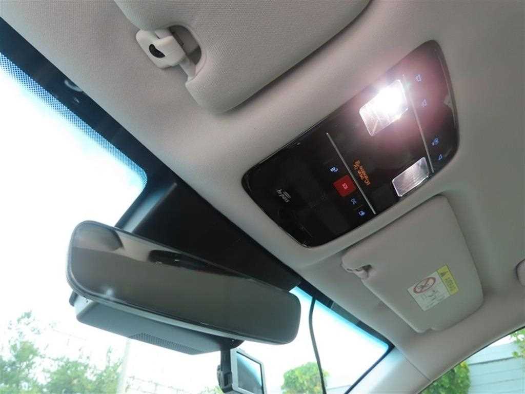 Hyundai Grandeur — photo 18