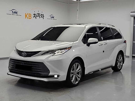 Toyota Sienna — photo 01