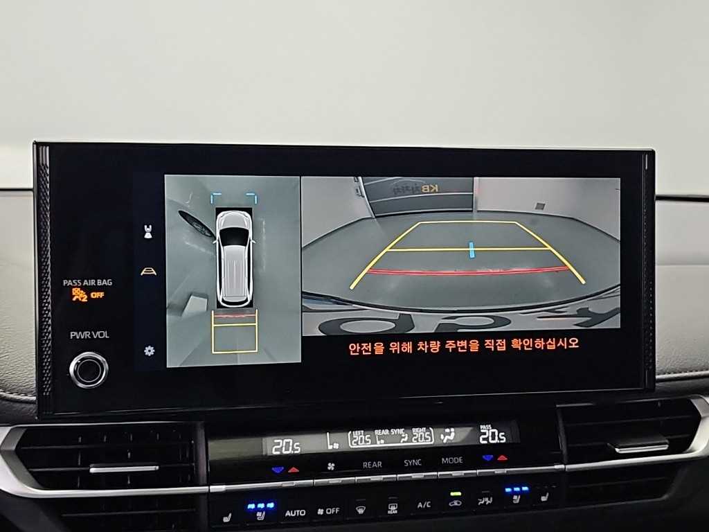 Toyota Sienna — photo 17