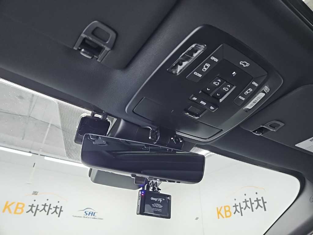 Toyota Sienna — photo 18