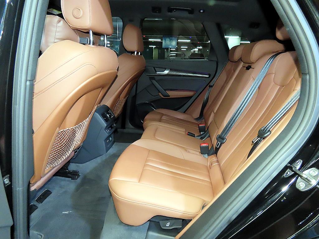 Audi Q5 — photo 07