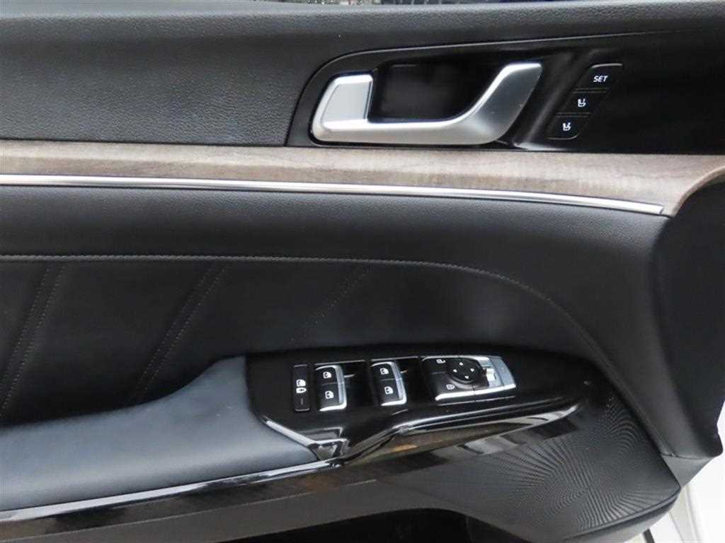 Kia K5 — photo 06