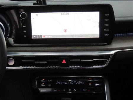 Kia K5 — photo 10