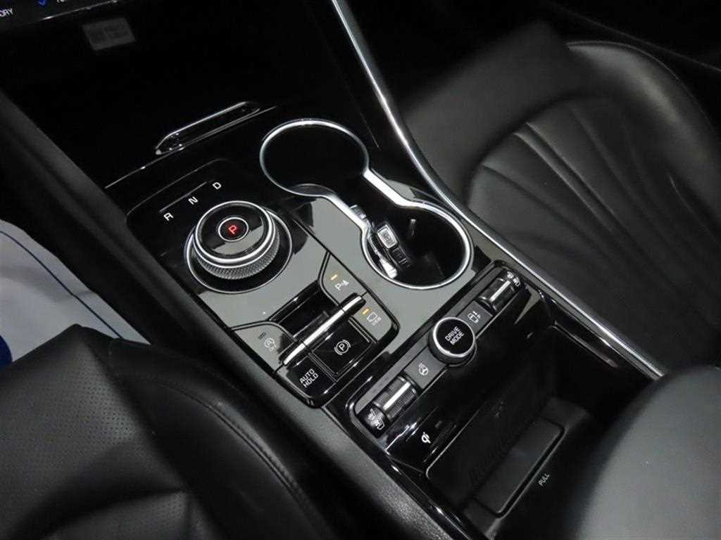Kia K5 — photo 15