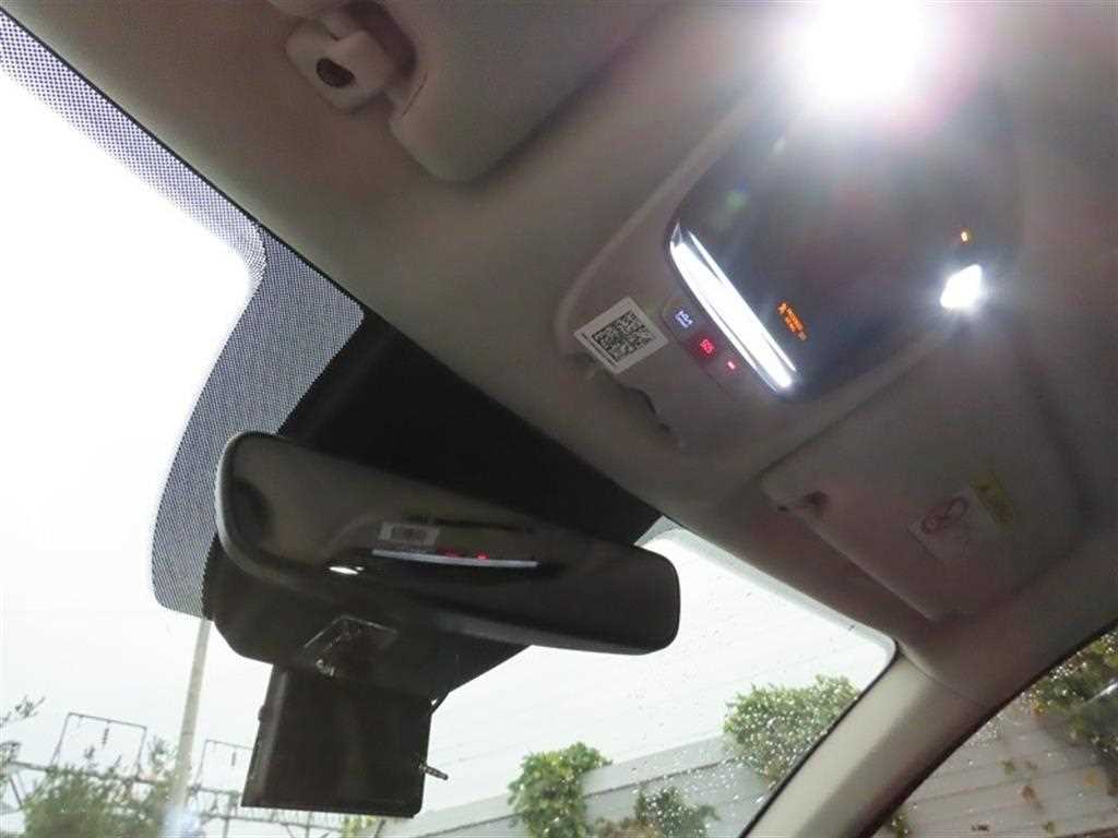 Kia K5 — photo 16
