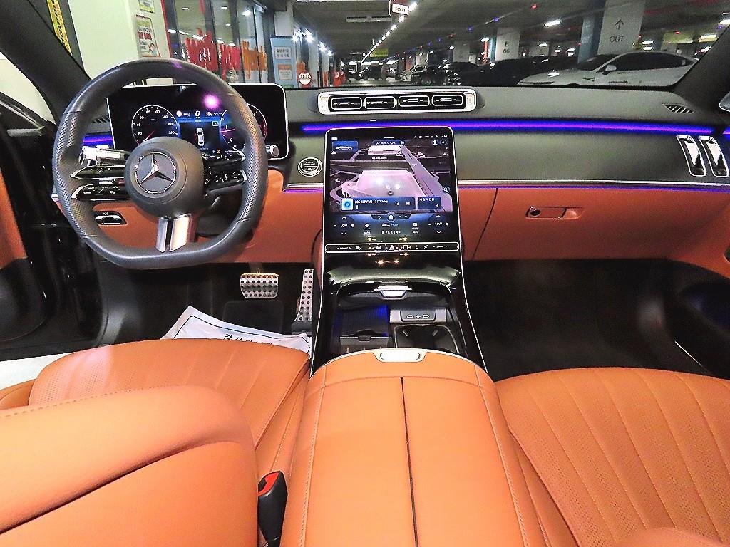 Mercedes-Benz S-Class — photo 10