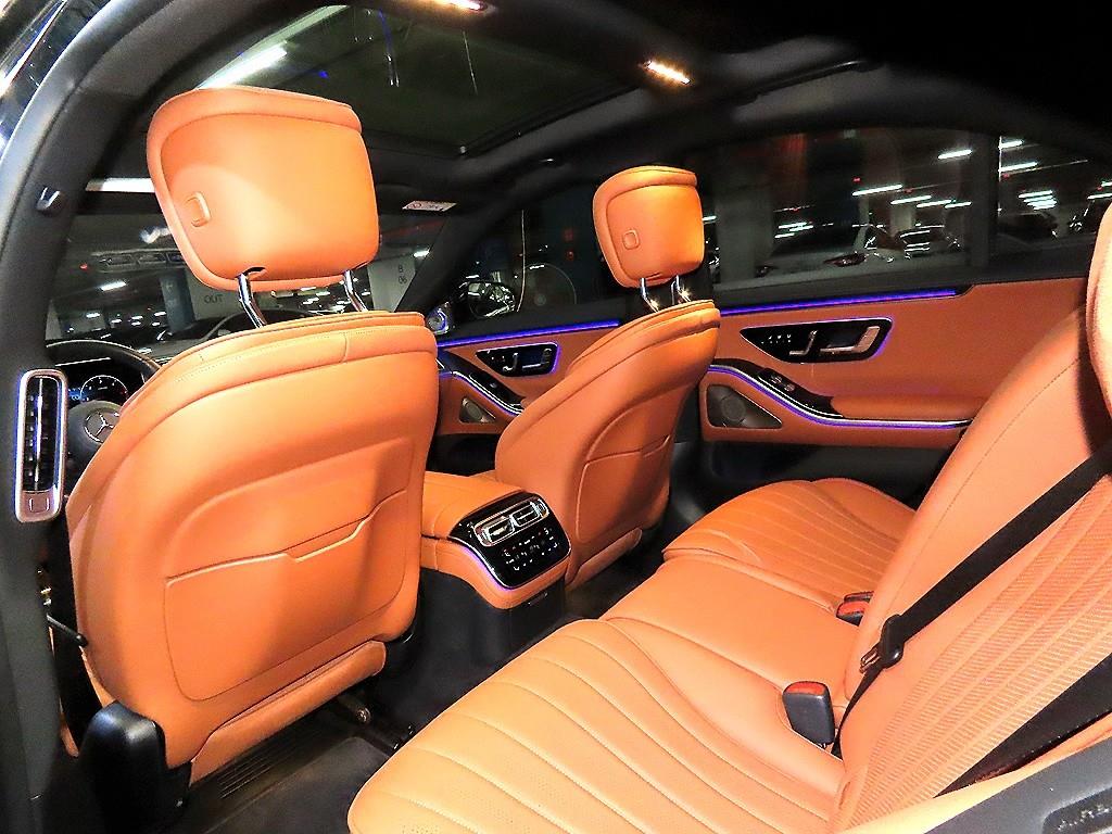 Mercedes-Benz S-Class — photo 13