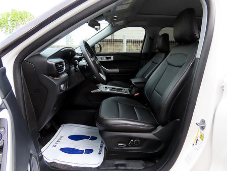 Ford Explorer — photo 05