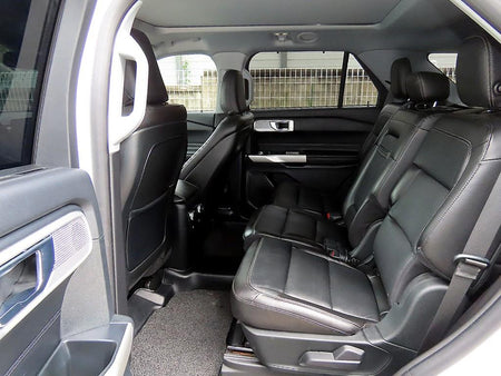 Ford Explorer — photo 06