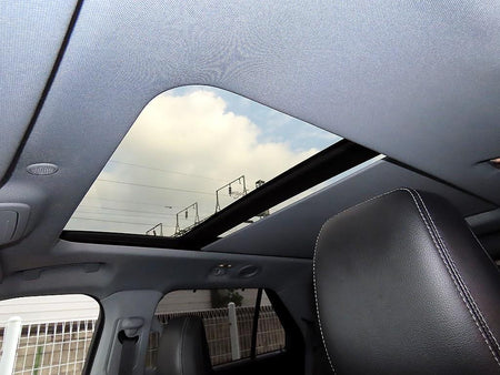 Ford Explorer — photo 17