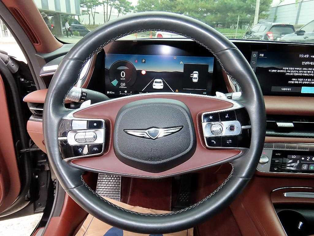 Genesis G90 — photo 08