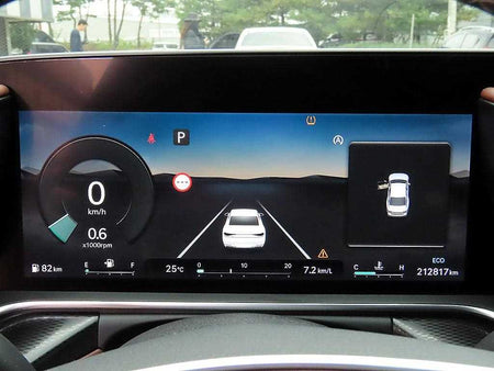 Genesis G90 — photo 09