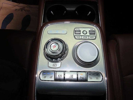 Genesis G90 — photo 10