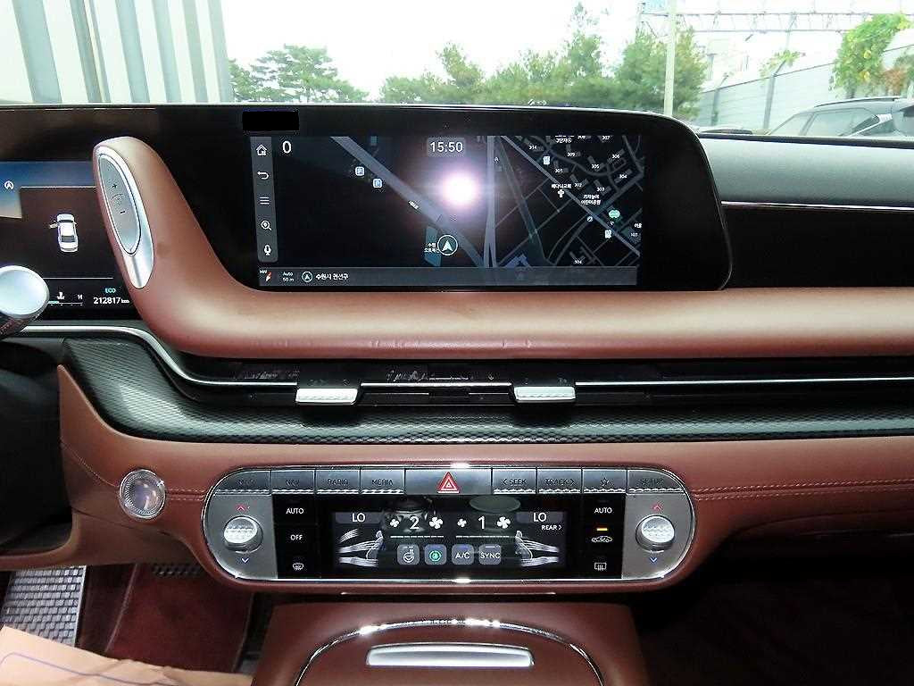 Genesis G90 — photo 13