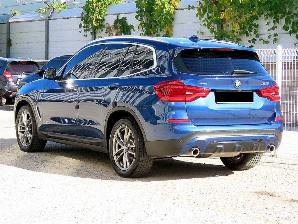 BMW X3 — photo 03