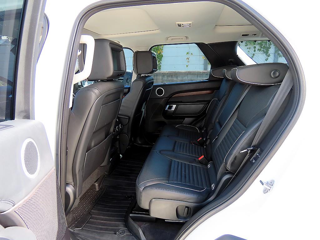 Land Rover Discovery — photo 06