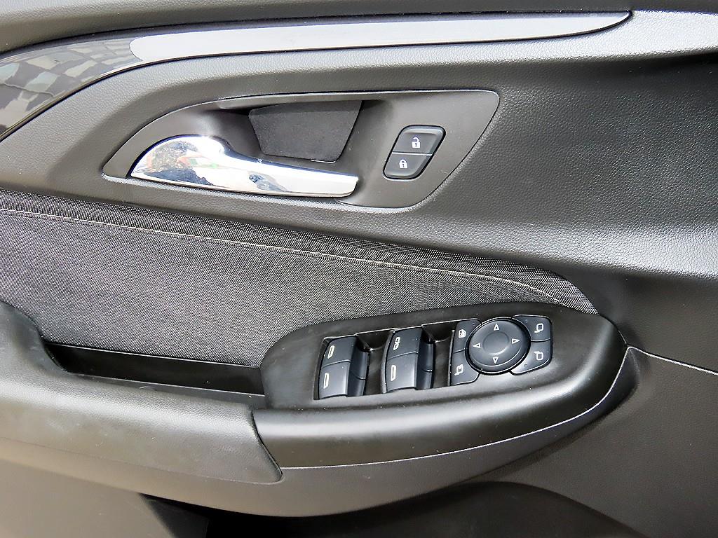 CHEVROLET Trailblazer — photo 12