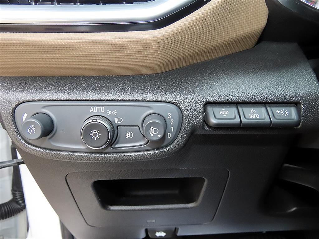 CHEVROLET Trailblazer — photo 13