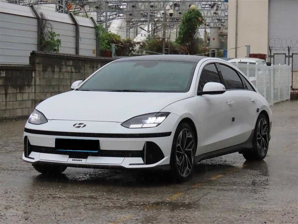 Hyundai Ioniq6 — photo 02