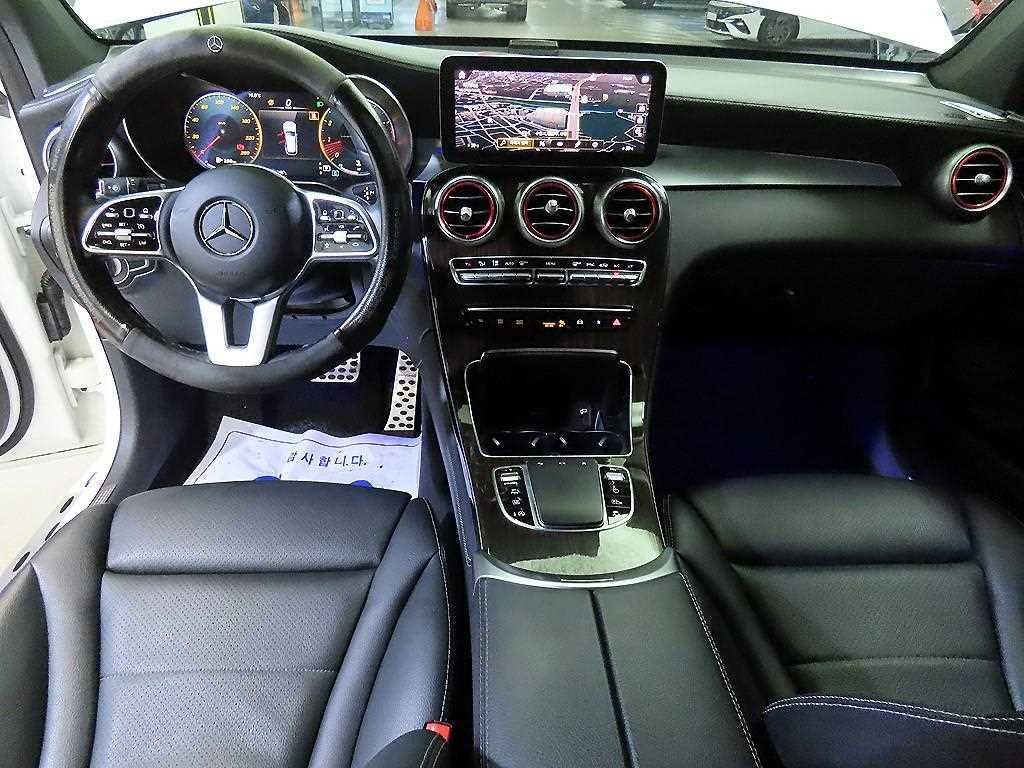 Mercedes-Benz GLC-Class — photo 10