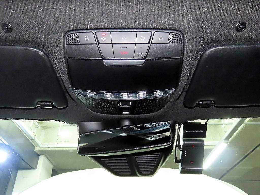Mercedes-Benz GLC-Class — photo 13