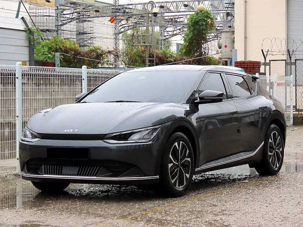 Kia EV6 — photo 02