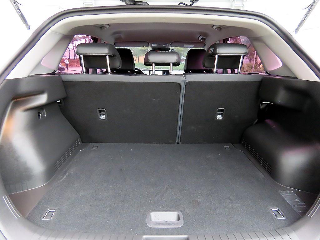 Hyundai Kona — photo 17