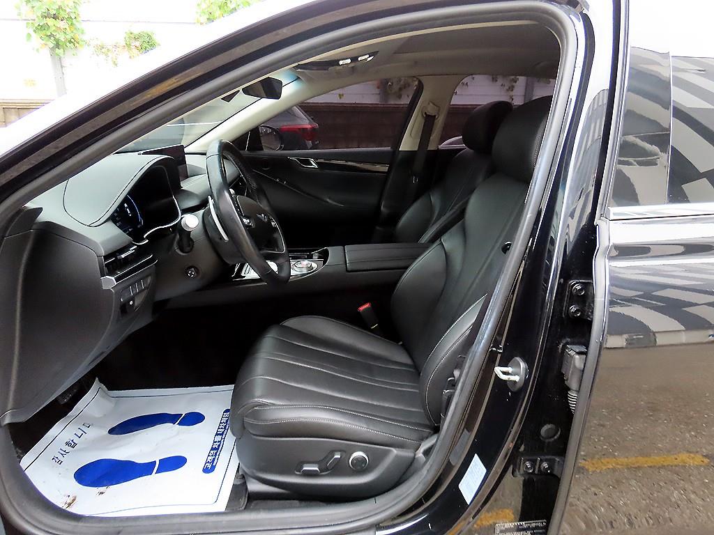 Genesis G80 — photo 05